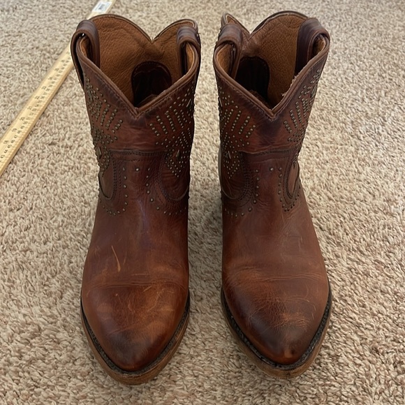 Frye Billy leather antique brass studded brown bootie - Picture 2 of 6